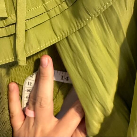 Ramy Brook Green Smocked Long Sleeve Crop Blouse Top Medium - Picture 6 of 10